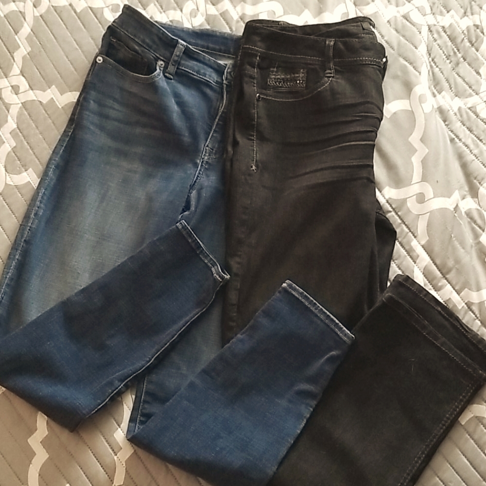Size 12/31 jeans blue pair and black pair.